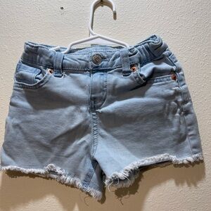 Cat & Jack. Girl’s Light Jean Shorts. Sz 6